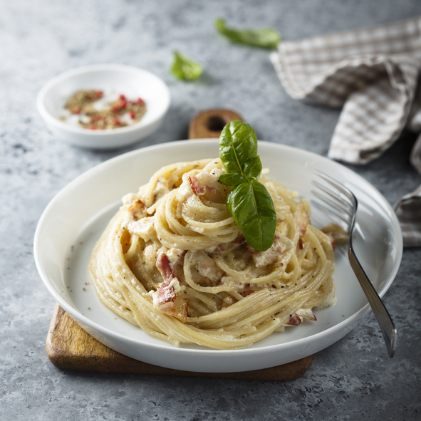 An easy carbonara recipe and stand a chance to win a luxurious winetasting and charcuterie board for four people Jarastyle travel